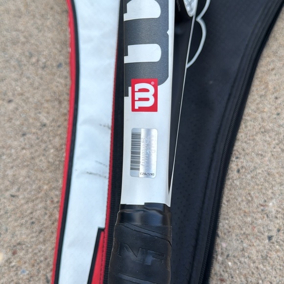 Wilson Tennis Racket - Picture 14 of 15